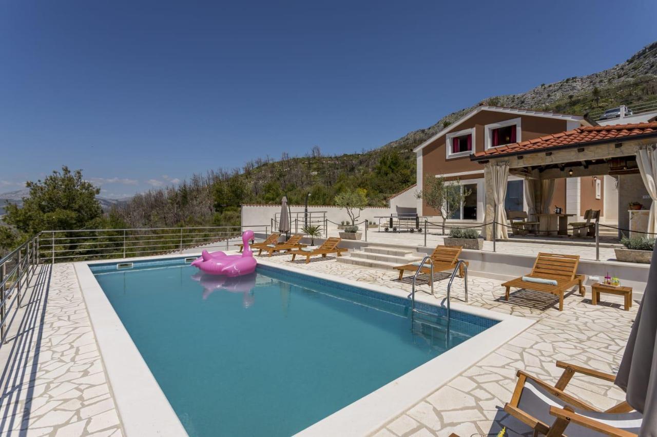 Villa Ancora ポドストラナ エクステリア 写真